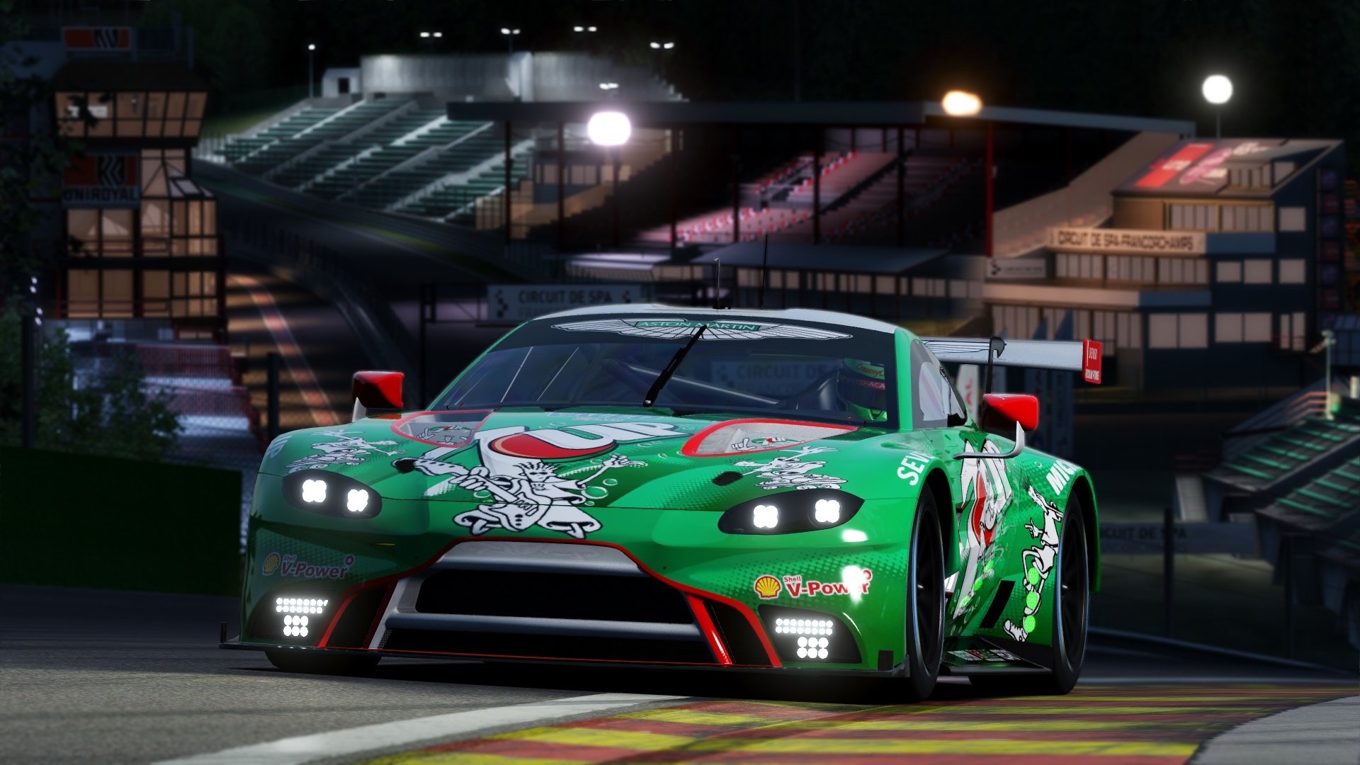 《校园电竞热潮:大学生组队竞技揭幕》,大学校园适合电竞商赛