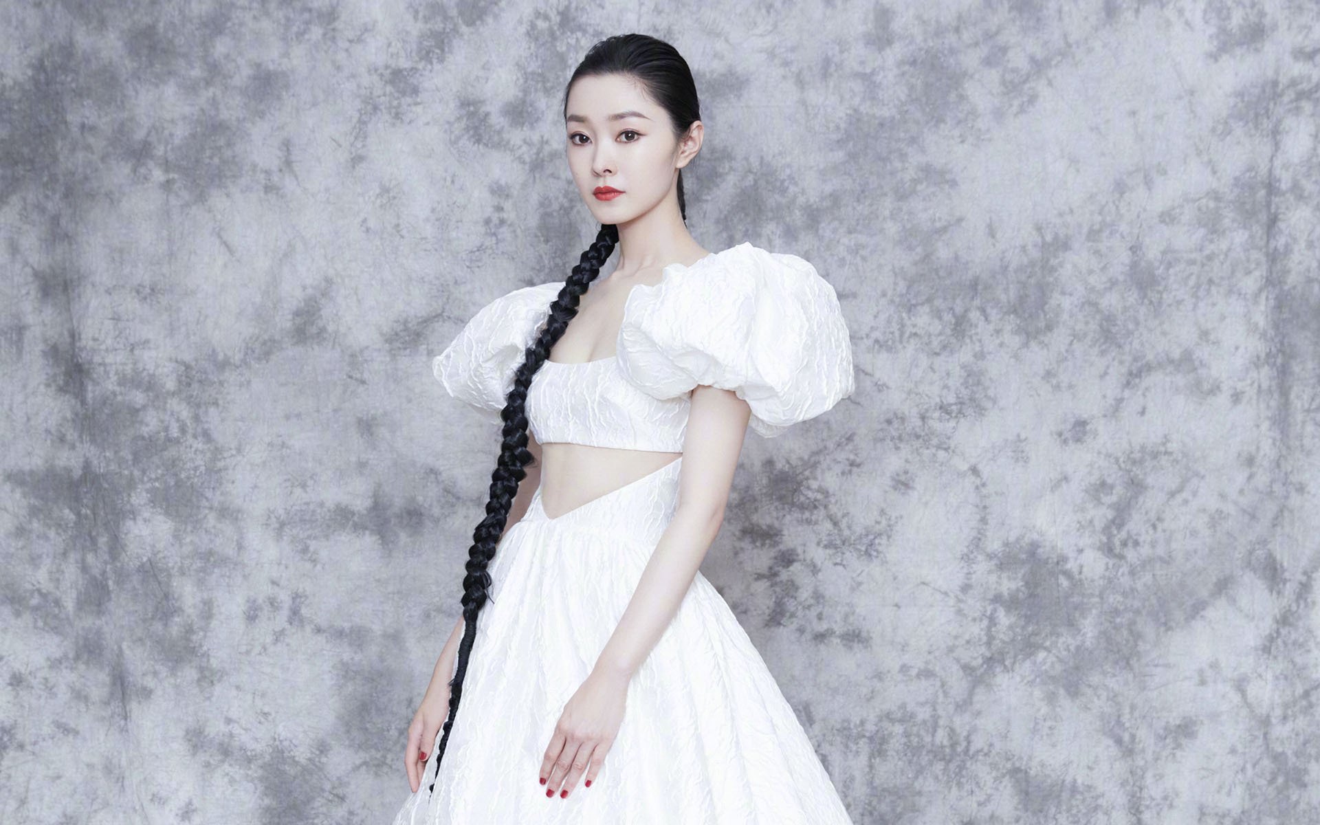 九游下载安装-科比：用雷霆万钧的坚韧震撼NBA！，科比单挑雷霆三少