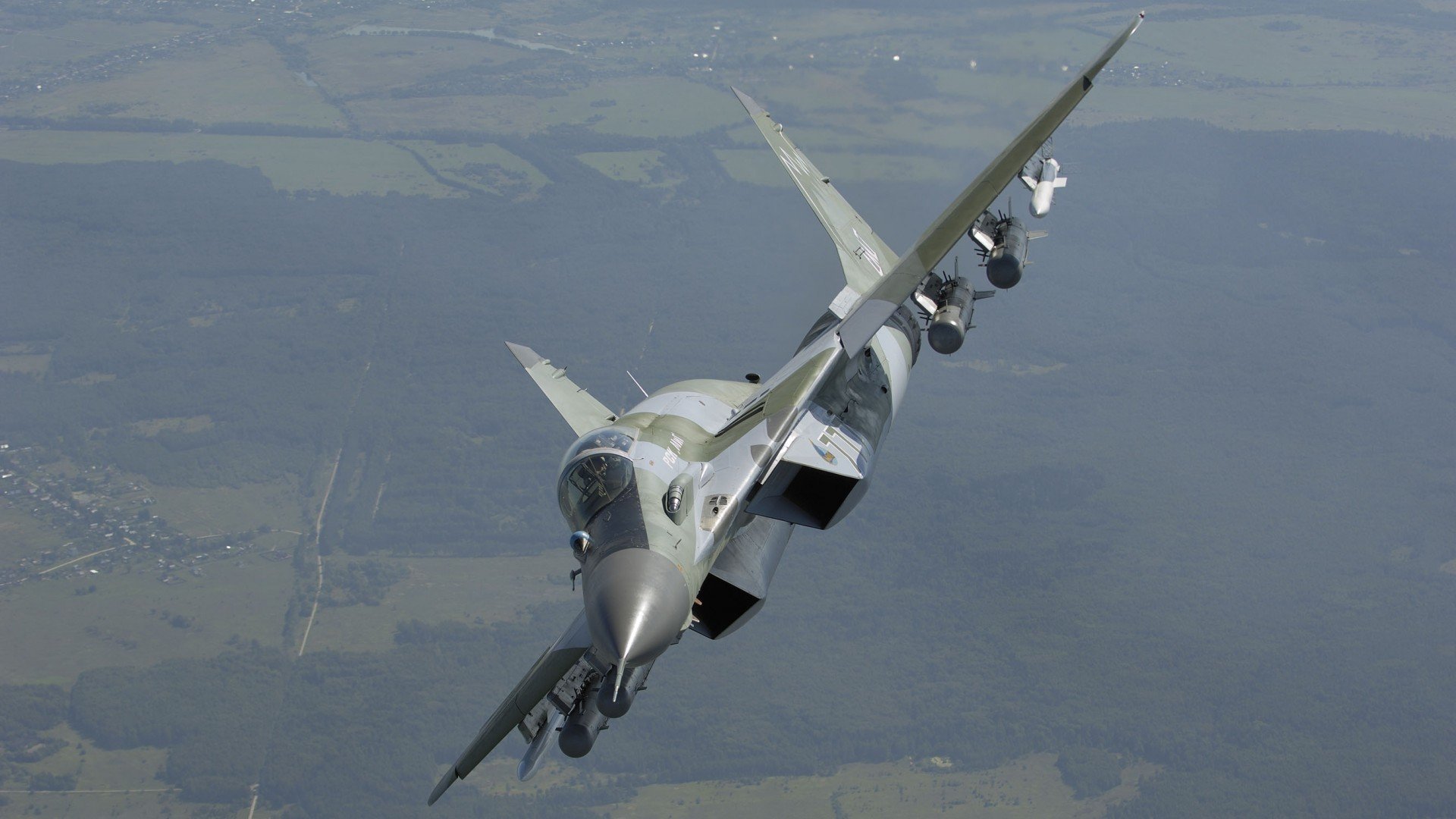 体育赛事焦点:女足比赛中的激烈对抗!,女足比赛精彩片段