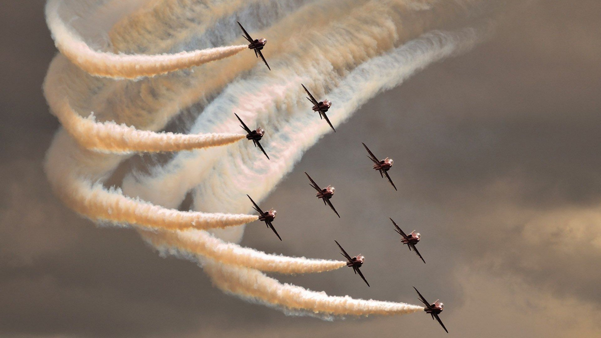 厄德高在对阵切尔西的比赛中贡献关键助攻,厄德高西甲最佳阵容